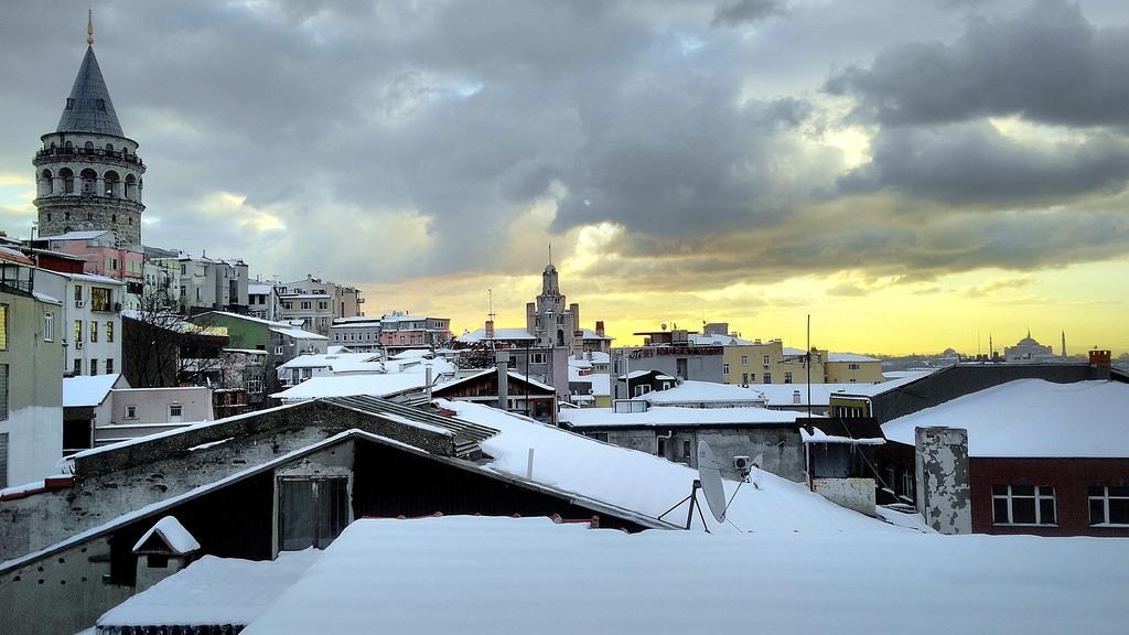 Galata West Hostel Istanbul Eksteriør billede