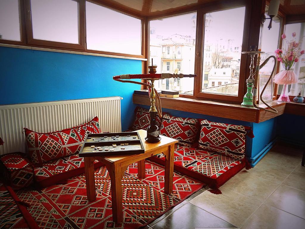 Galata West Hostel Istanbul Eksteriør billede